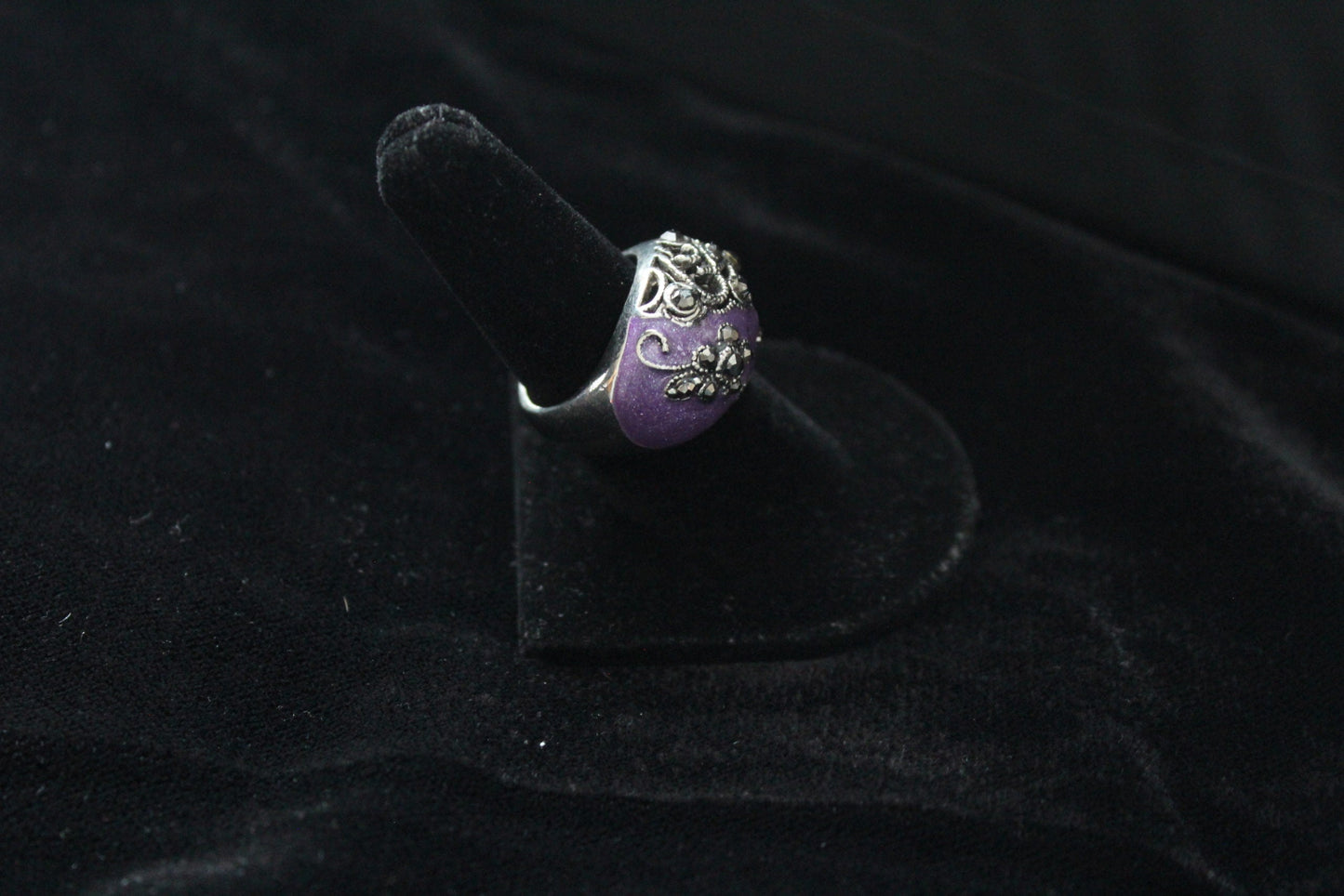 Women Black | Purple Ring