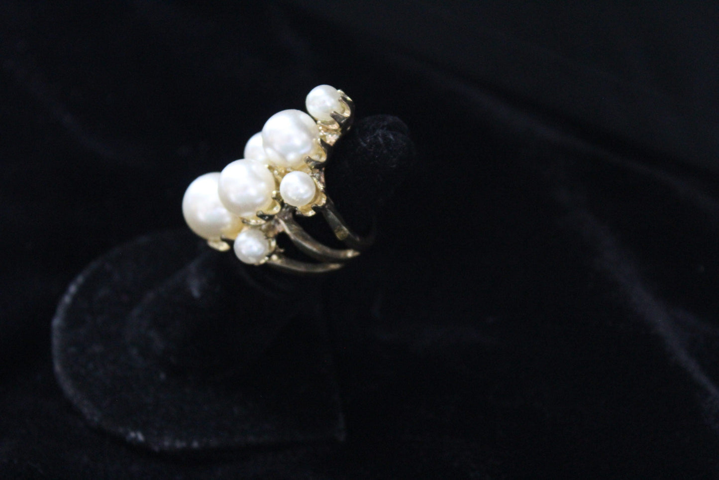 Women Pearl with Gold Ring