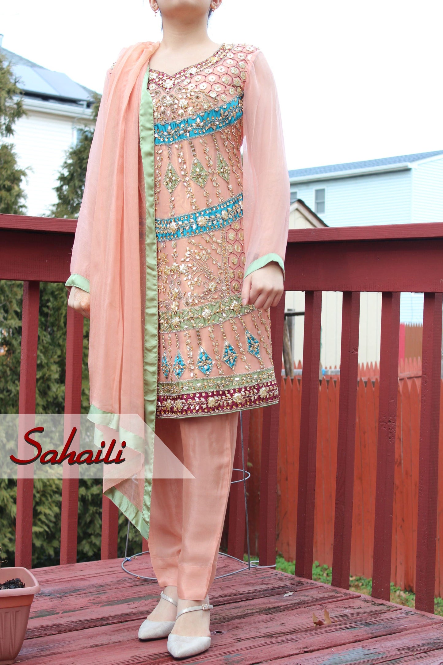 Pakistani Multicolor Women Outfit